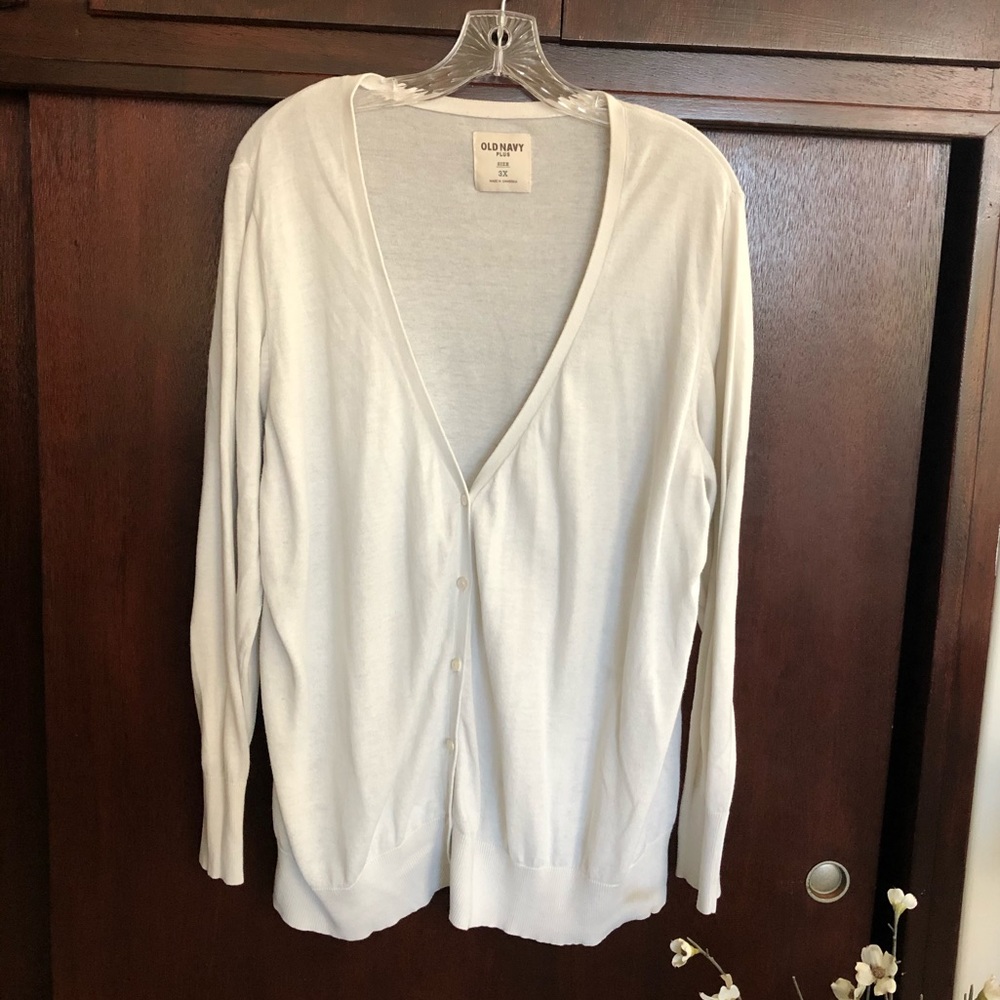 🌺 Sale: 2/$16 🌺 Old Navy lightweight cardigan 3x